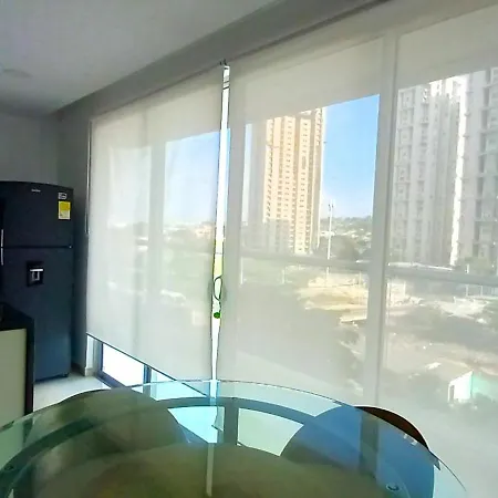 84 2bd 2 Ba New Building With Amenities, Ten Blocks Walled City One To The Beach *