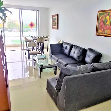 84 2bd 2 Ba New Building With Amenities, Ten Blocks Walled City One To The Beach Apartment