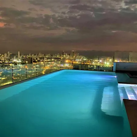 84 2bd 2 Ba New Building With Amenities, Ten Blocks Walled City One To The Beach