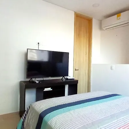 84 2bd 2 Ba New Building With Amenities, Ten Blocks Walled City One To The Beach Apartamento Cartagena