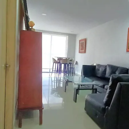 84 2bd 2 Ba New Building With Amenities, Ten Blocks Walled City One To The Beach *