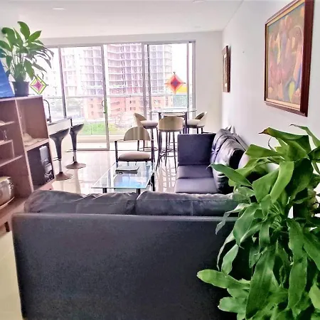 84 2bd 2 Ba New Building With Amenities, Ten Blocks Walled City One To The Beach Apartamento
