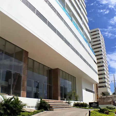 84 2bd 2 Ba New Building With Amenities, Ten Blocks Walled City One To The Beach Apartamento *